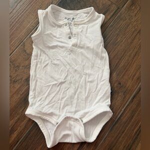 Kyte Baby Sleeveless Bodysuit in cloud